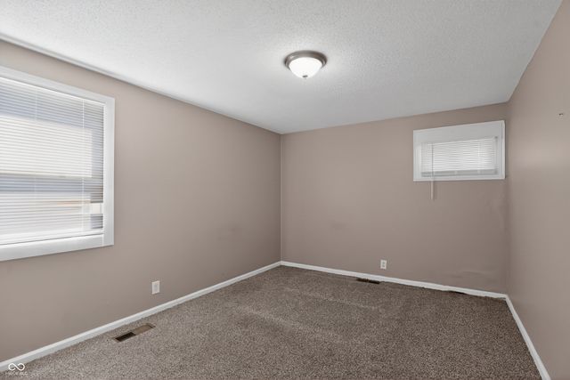 5884 E 42nd Street, Indianapolis, IN 46226