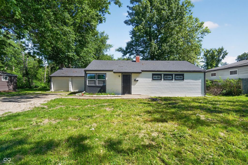 5884 E 42nd Street, Indianapolis, IN 46226