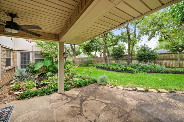 1018 Auburn Drive, Arlington, TX 76012