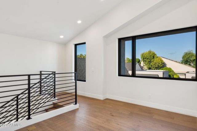 6306 N 10TH Drive, Phoenix, AZ 85013