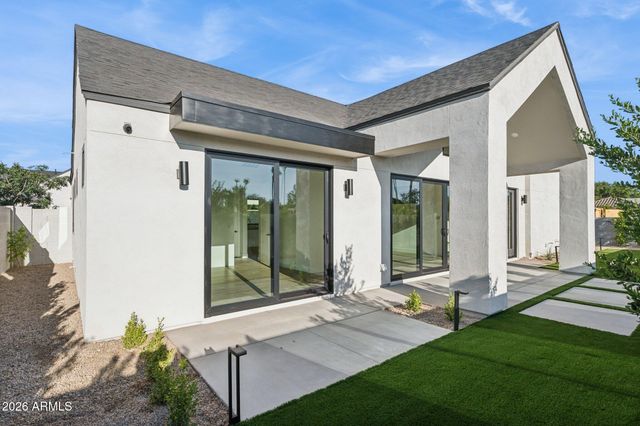 6306 N 10TH Drive, Phoenix, AZ 85013