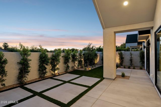 6306 N 10TH Drive, Phoenix, AZ 85013
