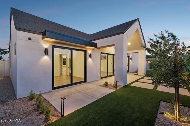6306 N 10TH Drive, Phoenix, AZ 85013