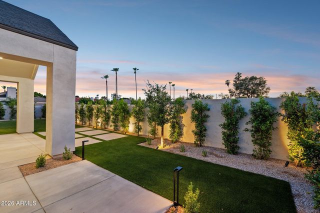 6306 N 10TH Drive, Phoenix, AZ 85013