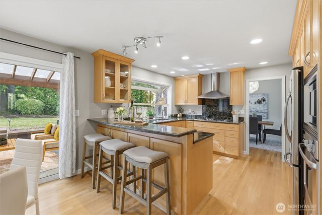 4423 156th Place SE, Bellevue, WA 98006