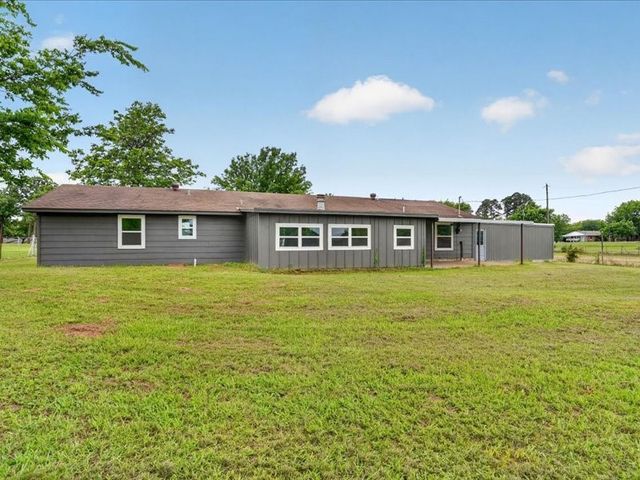 603 Conveyor Drive, Joshua, TX 76058