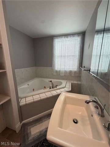 3103 9th Avenue, Vienna, WV 26105