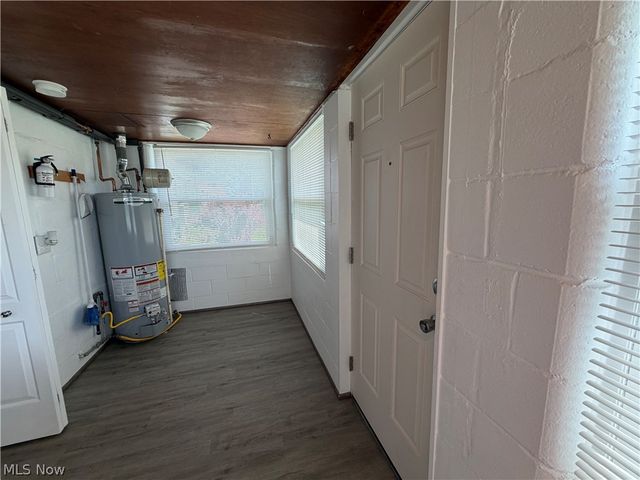 3103 9th Avenue, Vienna, WV 26105