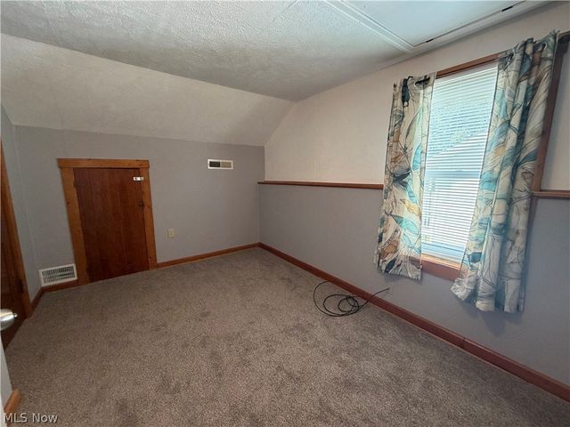 3103 9th Avenue, Vienna, WV 26105