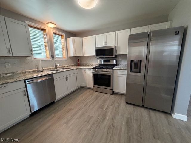 3103 9th Avenue, Vienna, WV 26105