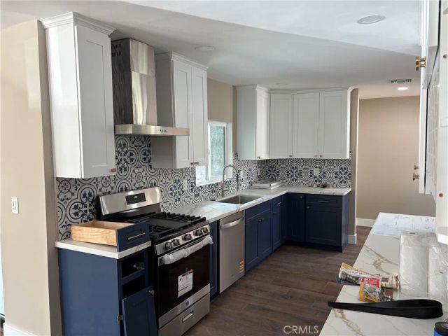 2715 Petaluma, Long Beach, CA 90815