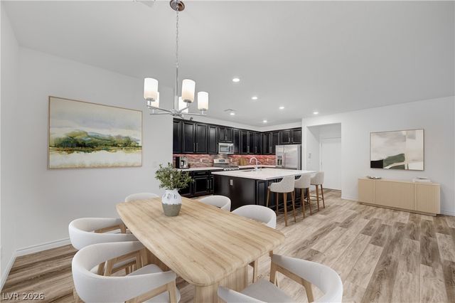 8125 Skye Plum Street, Las Vegas, NV 89166