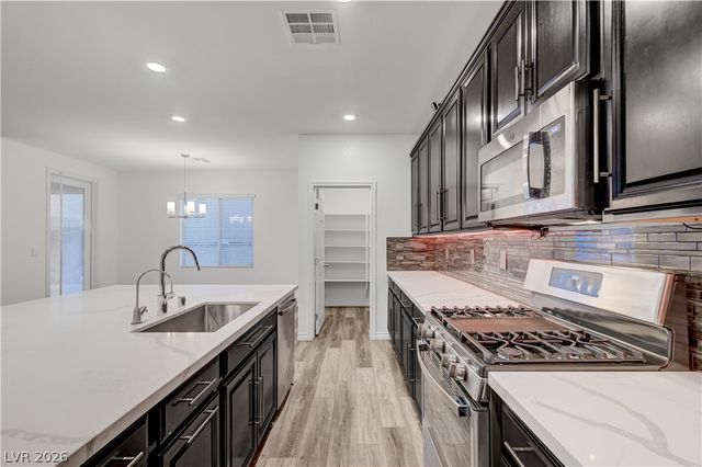 8125 Skye Plum Street, Las Vegas, NV 89166