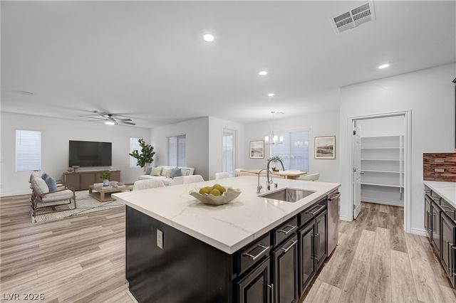 8125 Skye Plum Street, Las Vegas, NV 89166