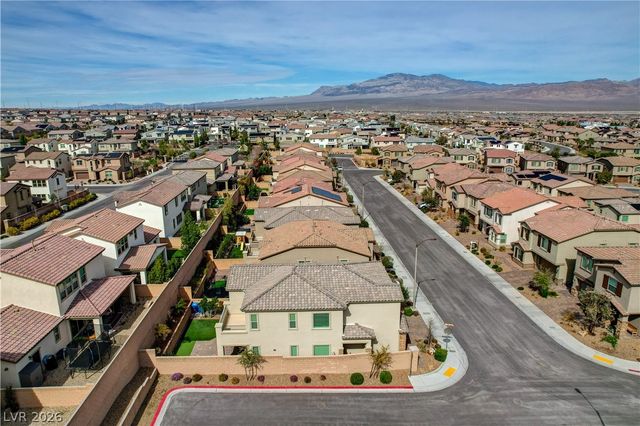 8125 Skye Plum Street, Las Vegas, NV 89166