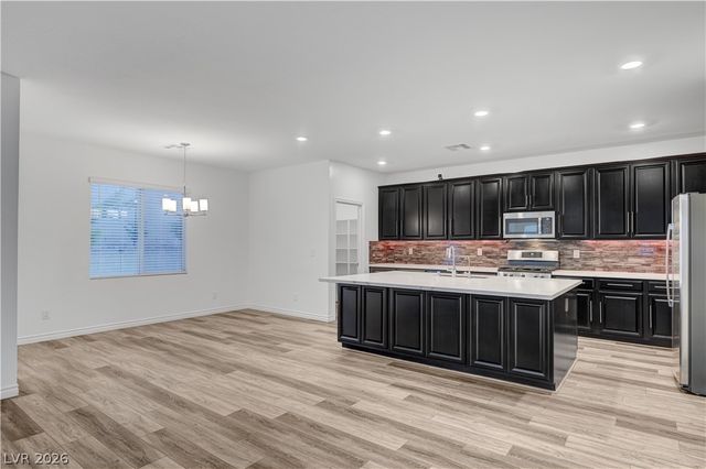 8125 Skye Plum Street, Las Vegas, NV 89166