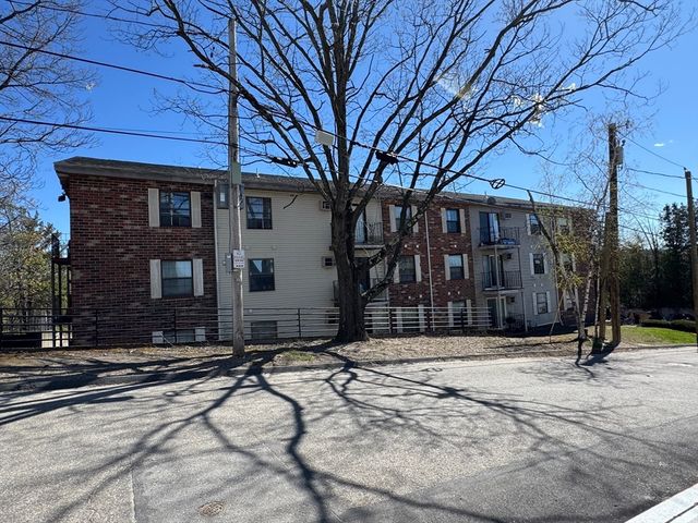 10 Hemans Street 21, Worcester, MA 01605