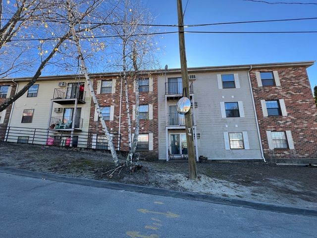 10 Hemans Street 21, Worcester, MA 01605