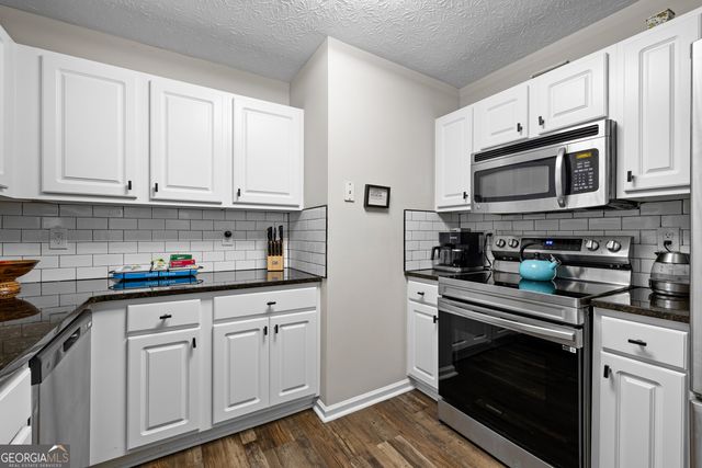 150 Eastfield Court, Fayetteville, GA 30215