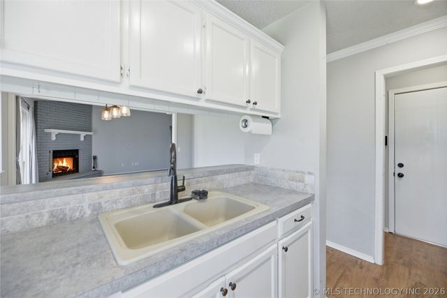 321 N Joanna Street W, Catoosa, OK 74015