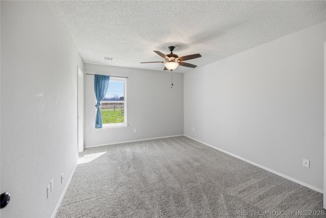 321 N Joanna Street W, Catoosa, OK 74015