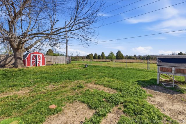 321 N Joanna Street W, Catoosa, OK 74015