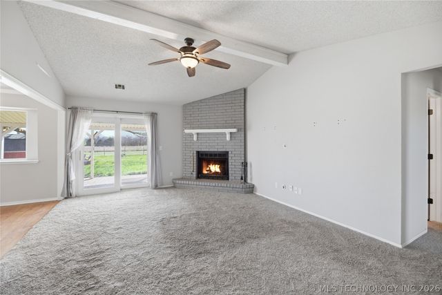 321 N Joanna Street W, Catoosa, OK 74015