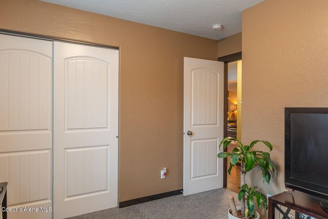 32359 N 10th AVE, Spirit Lake, ID 83869