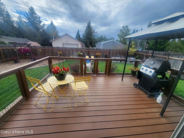 32359 N 10th AVE, Spirit Lake, ID 83869
