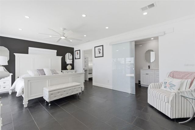 2928 68TH AVENUE S, St Petersburg, FL 33712