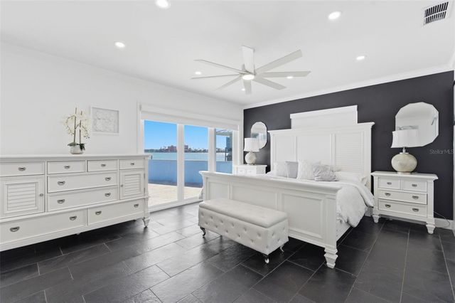 2928 68TH AVENUE S, St Petersburg, FL 33712