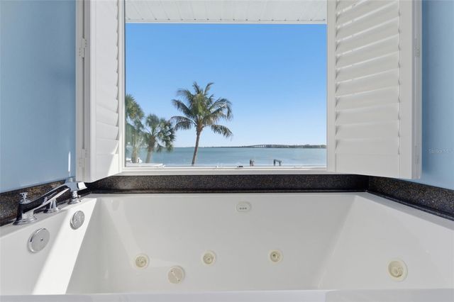 2928 68TH AVENUE S, St Petersburg, FL 33712