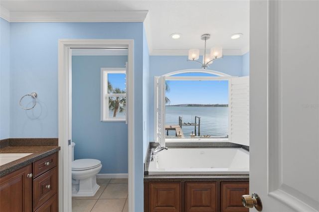 2928 68TH AVENUE S, St Petersburg, FL 33712