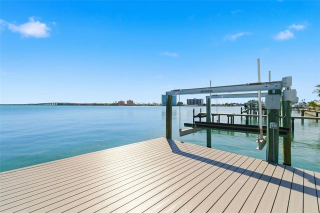 2928 68TH AVENUE S, St Petersburg, FL 33712