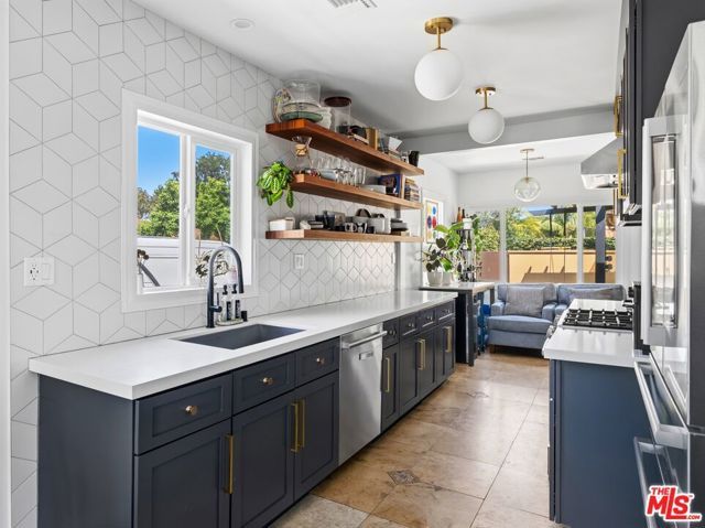 10963 Lindblade St, Culver City, CA 90230