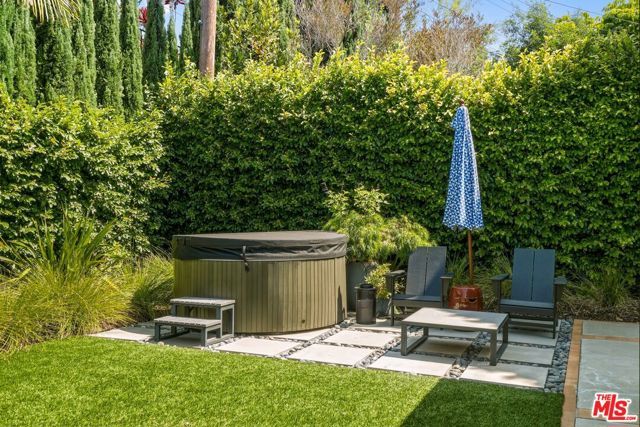 10963 Lindblade St, Culver City, CA 90230
