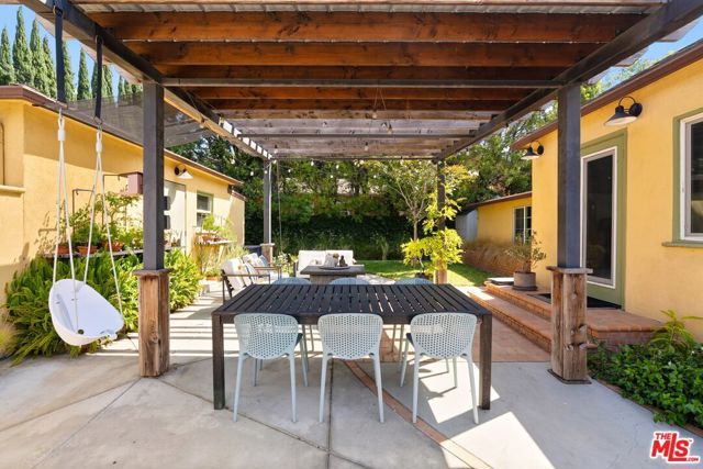 10963 Lindblade St, Culver City, CA 90230