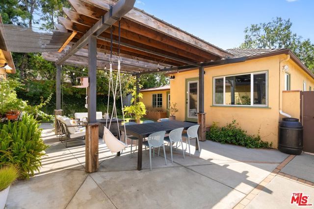 10963 Lindblade St, Culver City, CA 90230
