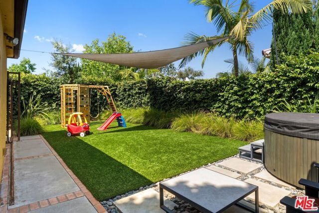 10963 Lindblade St, Culver City, CA 90230