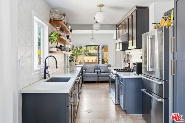 10963 Lindblade St, Culver City, CA 90230