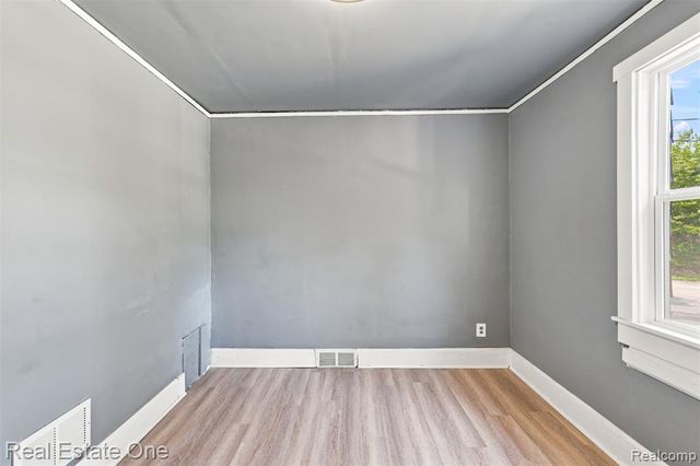 15401 Littlefield Street, Detroit, MI 48227