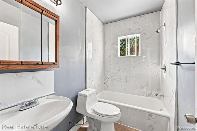 15401 Littlefield Street, Detroit, MI 48227