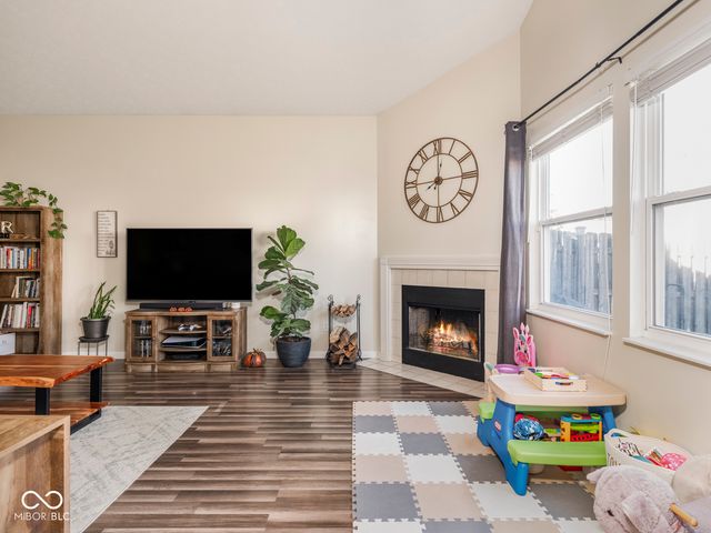 464 Grabill Drive, Westfield, IN 46074