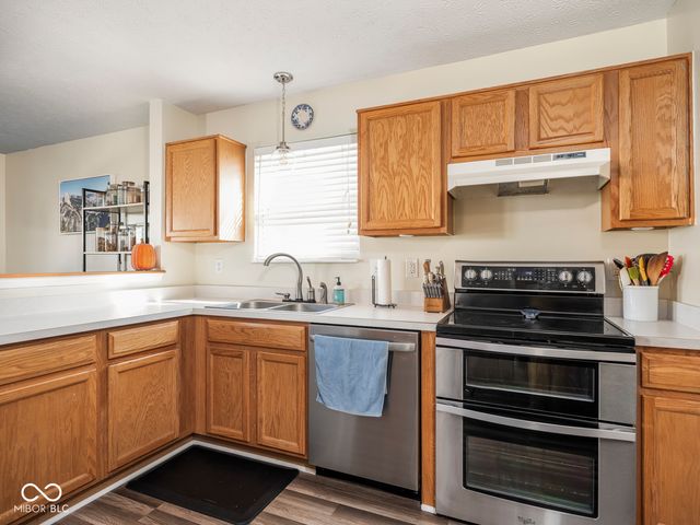 464 Grabill Drive, Westfield, IN 46074