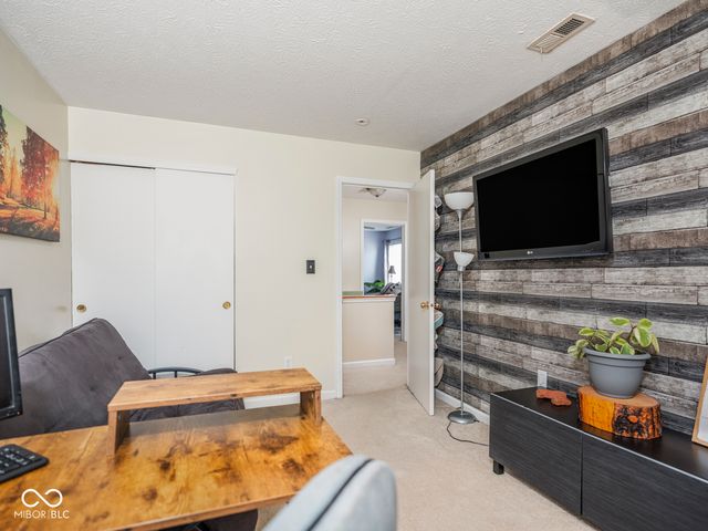464 Grabill Drive, Westfield, IN 46074