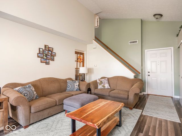 464 Grabill Drive, Westfield, IN 46074