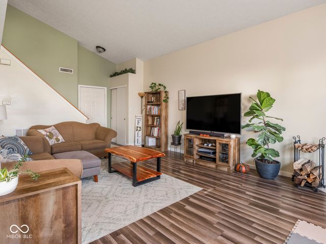 464 Grabill Drive, Westfield, IN 46074
