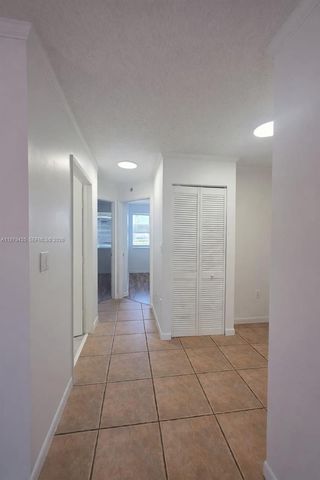 15761 SW 137 ave 202, Miami, FL 33177