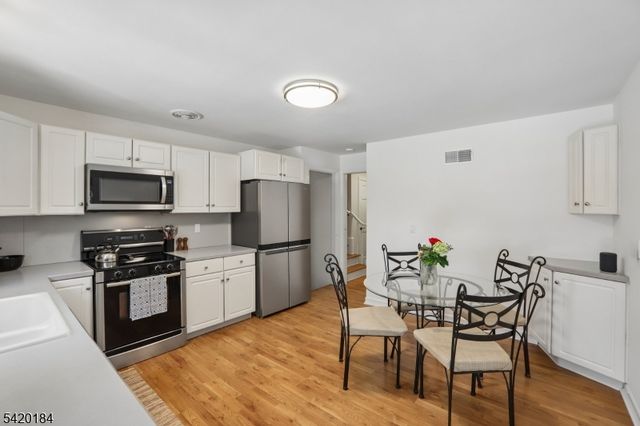 735 Radley Rd, Westfield Town, NJ 07090