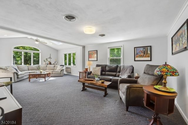 735 Radley Rd, Westfield Town, NJ 07090